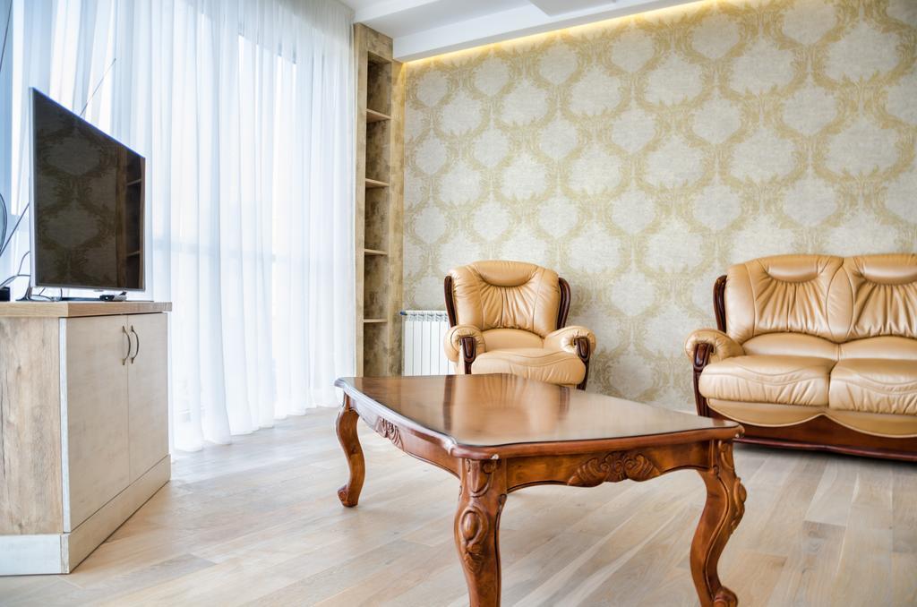 Leogrand Apartments Z Panoramoyu Lvova מראה חיצוני תמונה
